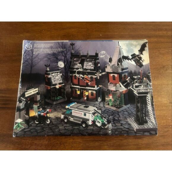 LEGO Batman Arkham Asylum #7785 Instruction Manual Only 1&2 (6017) - Picture 6 of 9